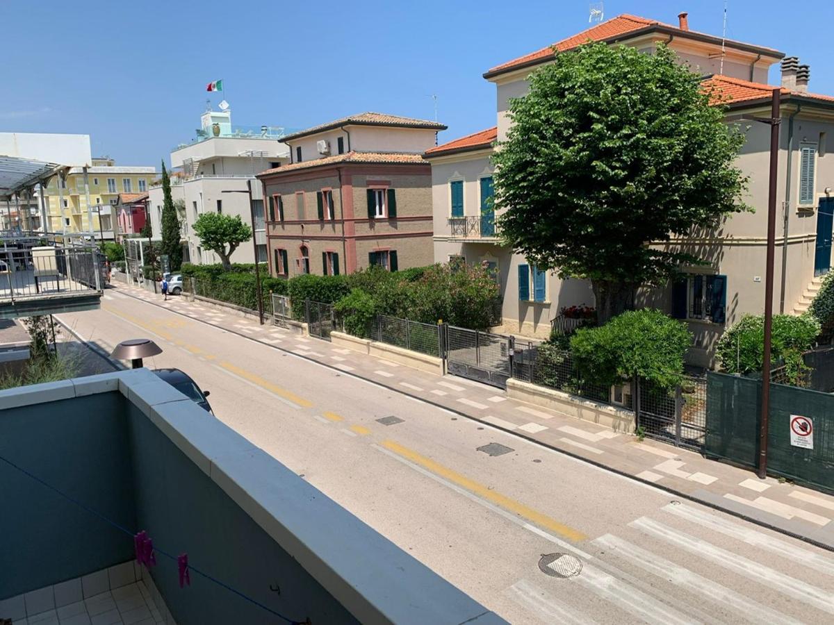 Hotel Estense Ρίμινι Εξωτερικό φωτογραφία